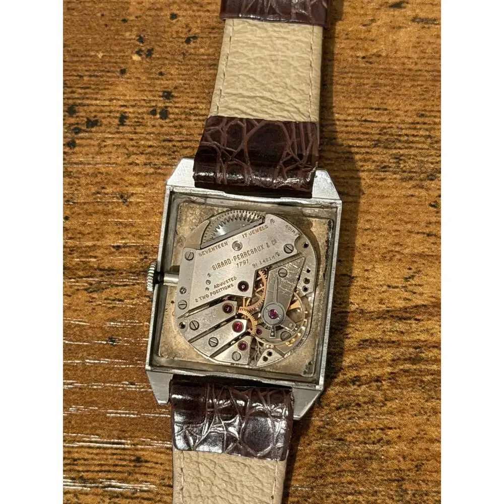 Girard-Perregaux Rectangular Manual Wind Watch Small Seconds